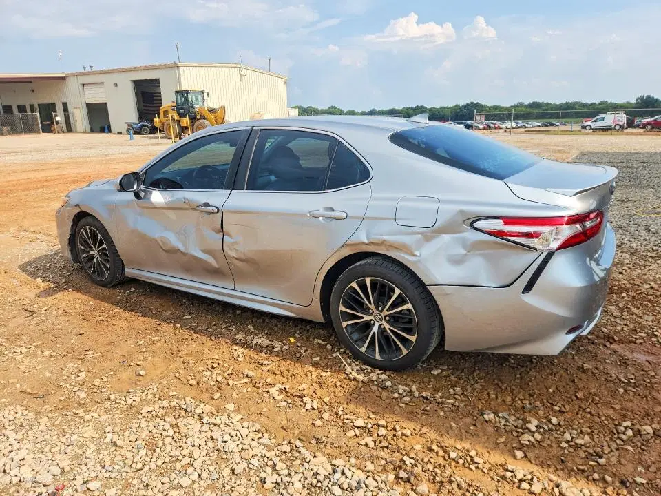 2020 Toyota Camry VIN 4T1G11AK2LU892990 фото 2