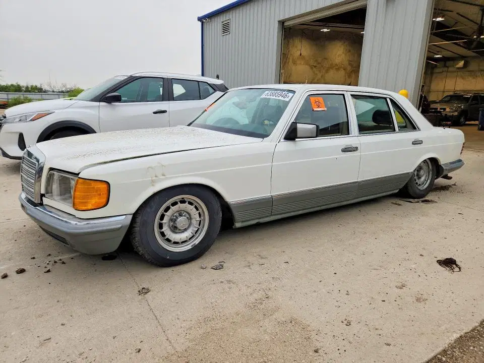 WDB1260371A099988 — 1984 Merced 500 SEL 198 RWD, Естественный износ (Normal Wear), фото до ремонта