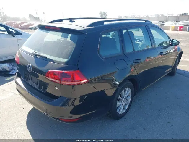 2016 Volkswagen Golf Sportwagen Tsi S 4-door VIN 3VWC17AU9GM517936 фото 4