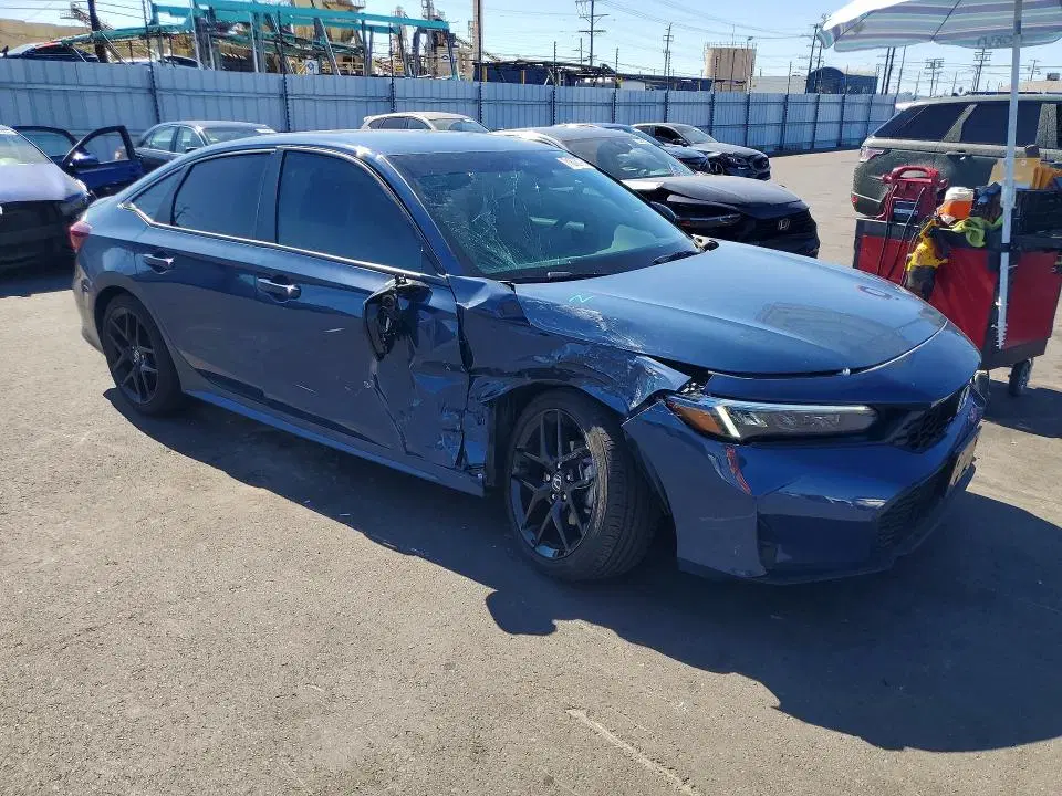 2026 Honda Civic VIN 2HGFE2F52TH521930 фото 4