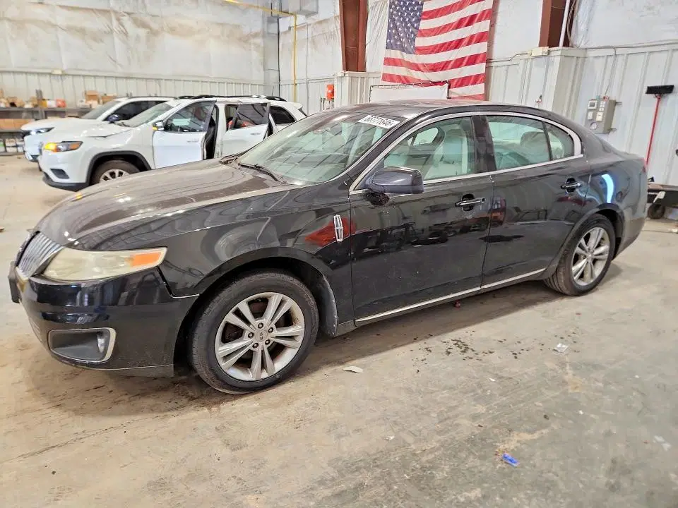 1LNHL9ER7AG603134 — 2010 Lincoln MKS, WATER/FLOOD, фото до ремонта