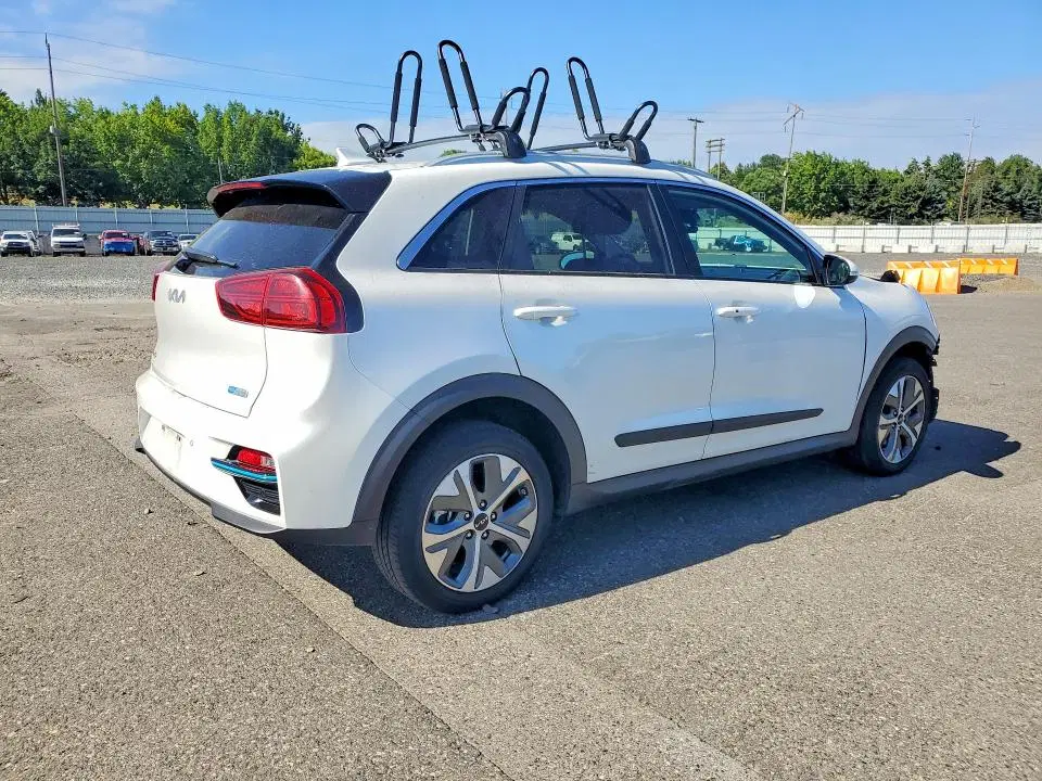2022 KIA Niro VIN KNDCE3LG8N5150375 фото 3