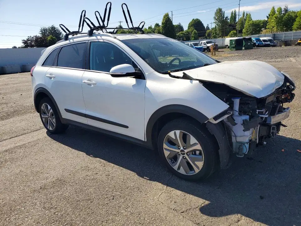 2022 KIA Niro VIN KNDCE3LG8N5150375 фото 4