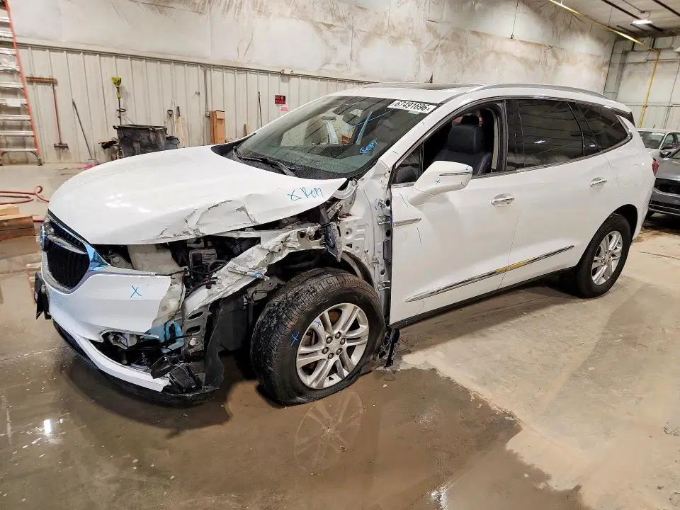 5GAEVAKW3JJ215402 — 2018 Buick Enclave, FRONT END, фото до ремонта