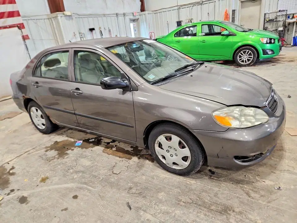 2007 TOYOTA COROLLA VIN 1NXBR32E47Z929566 фото 4
