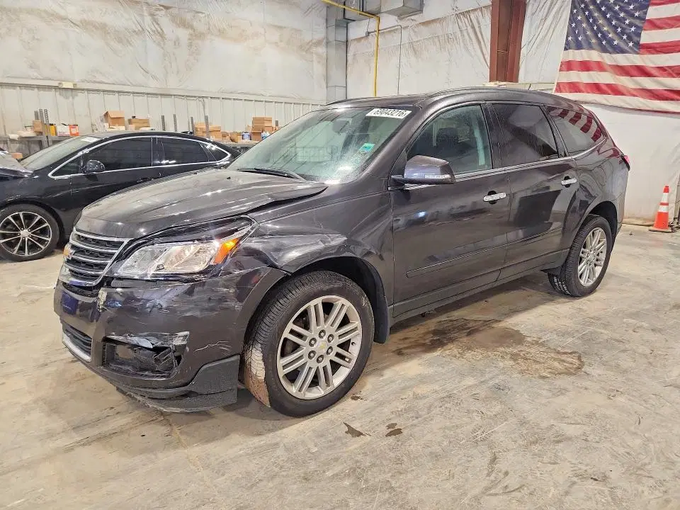 1GNKVGKD0FJ272531 — 2015 Chevrolet Traverse, FRONT END, фото до ремонта