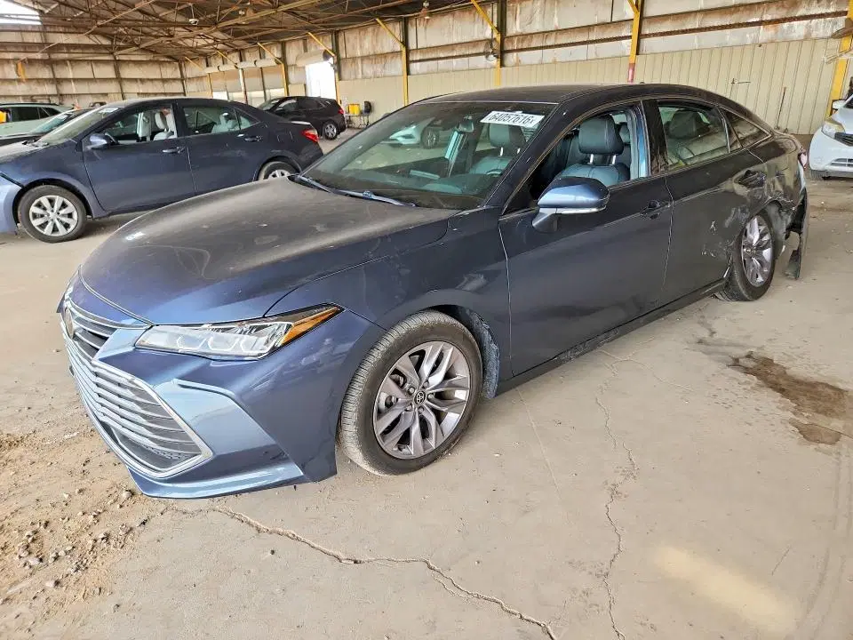 4T1JZ1FB9MU062449 — 2021 Toyota Avalon, Side, фото до ремонта