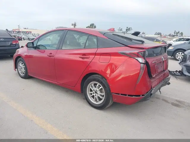 2018 Toyota Prius Three VIN JTDKARFU3J3067499 фото 3