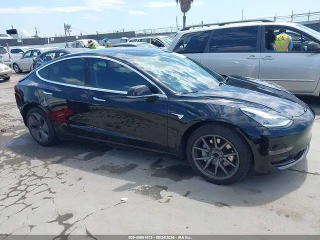 5YJ3E1EAXKF361844 — 2019 Tesla Model 3 Long Range/Mid Range/Standard Range/Standard Range Plus, Задняя часть (Rear), фото до ремонта