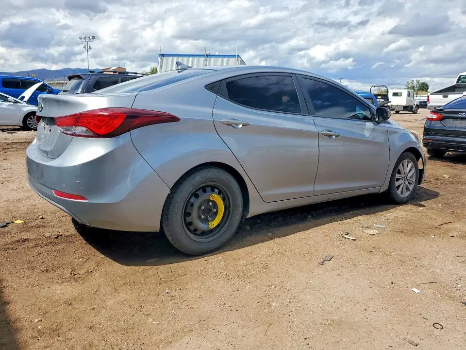 2015 Hyundai Elantra VIN 5NPDH4AE1FH597084 фото 3