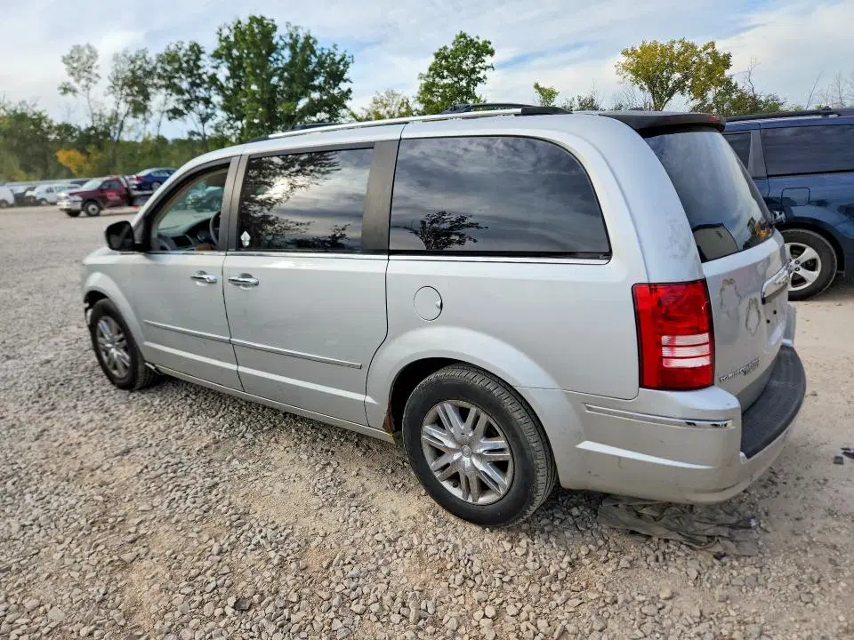 2008 CHRYSLER TOWN & COUNTRY VIN 2A8HR64X38R116662 фото 2