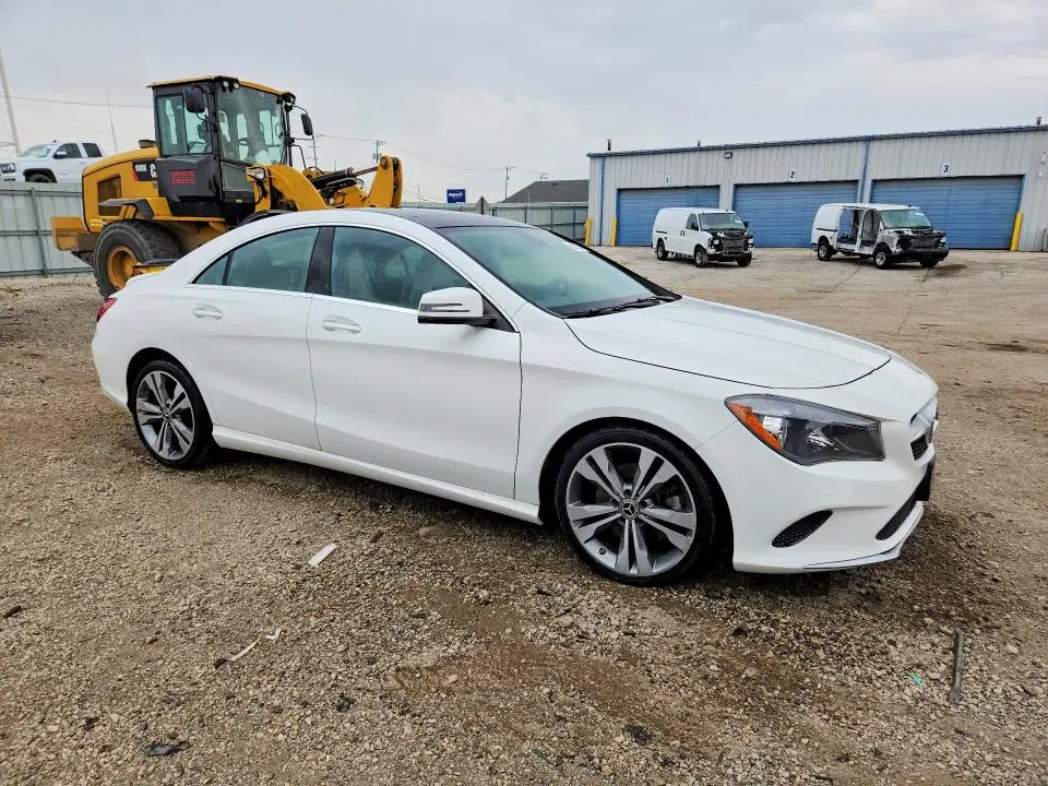 2019 MERCEDES-BENZ CLA VIN WDDSJ4GB1KN718902 фото 4