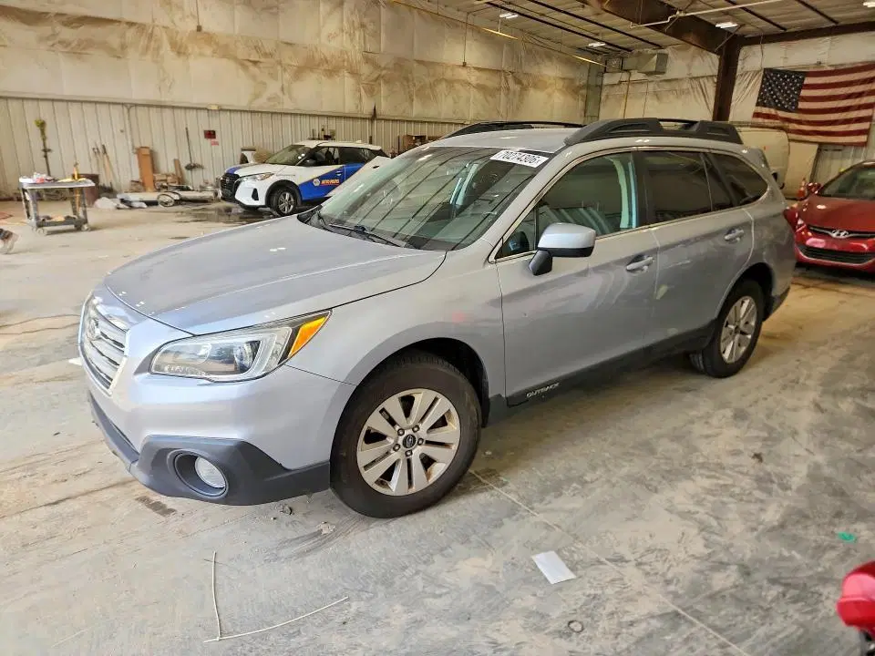 4S4BSBCC1F3329815 — 2015 Subaru Outback, FRONT END, фото до ремонта