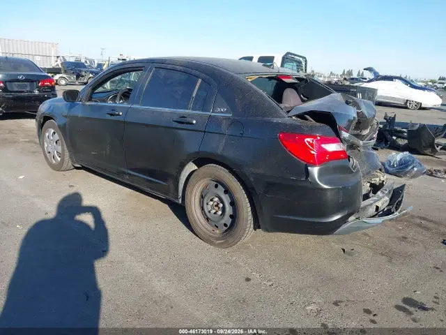 2014 Chrysler 200 LX VIN 1C3CCBAB8EN168306 фото 3