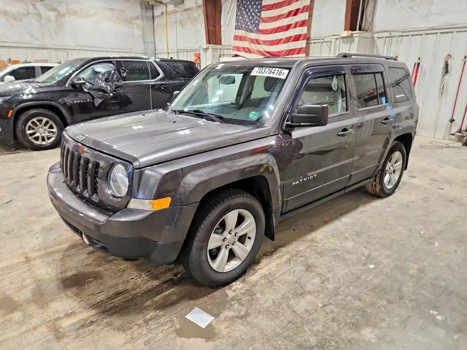 1C4NJPBB3ED758649 — 2014 Jeep Patriot, REAR END, фото до ремонта