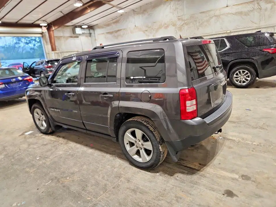 2014 JEEP PATRIOT VIN 1C4NJPBB3ED758649 фото 2