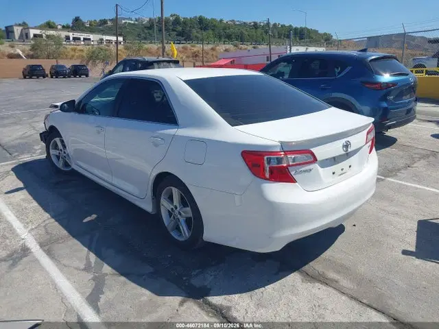 2014 Toyota CAMRY SE VIN 4T1BF1FKXEU362175 фото 3