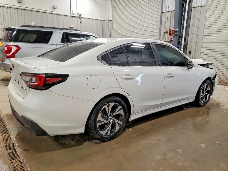 2022 Subaru Legacy VIN 4S3BWAF61N3012060 фото 3