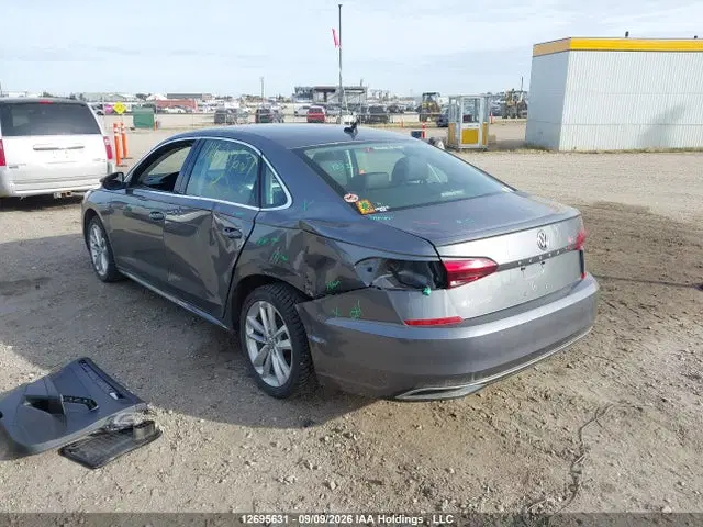 2021 Volkswagen Passat Highline VIN 1VWBA7A31MC015938 фото 3