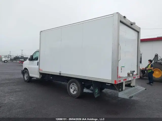 2025 Chevrolet EXPRESS G3500 VIN 1HA0GSF7XSN014534 фото 3