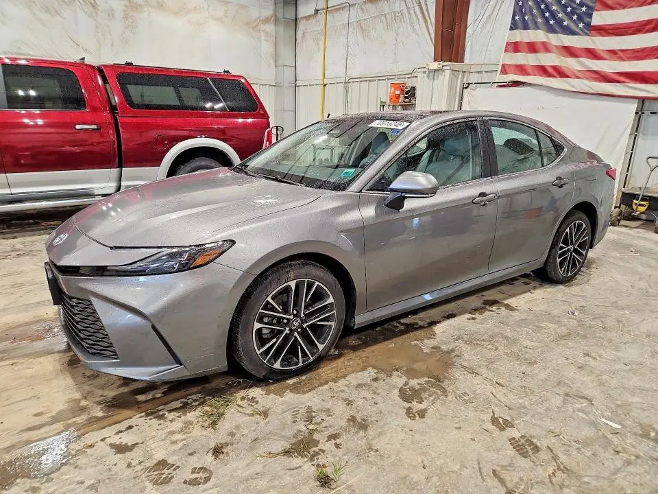 4T1DBADK7SU513119 — 2025 Toyota Camry, FRONT END, фото до ремонта