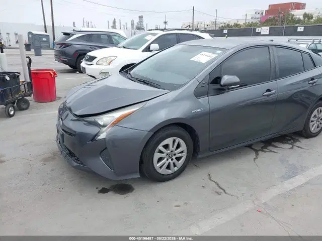 2016 Toyota Prius Two VIN JTDKBRFU3G3000892 фото 2