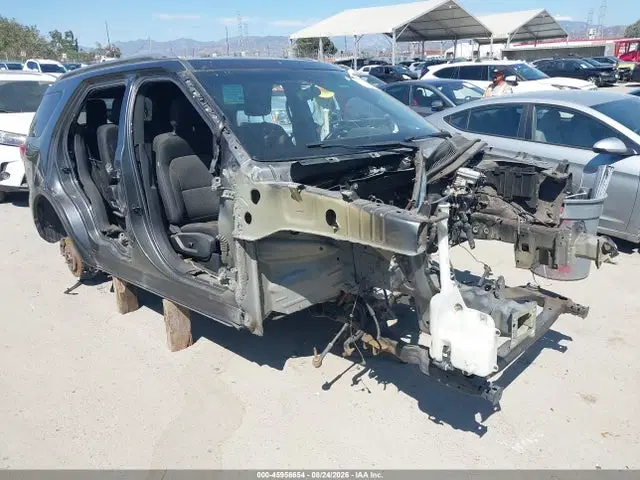 1FM5K8D89GGC26825 — 2016 Ford Explorer XLT, Угон (Theft), фото до ремонта