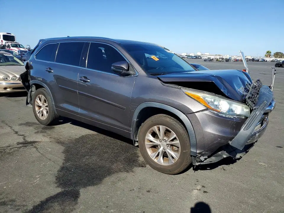 2015 Toyota Highlander VIN 5TDJKRFH3FS122244 фото 4