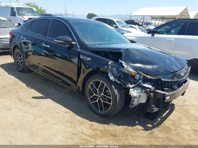 5XXGT4L3XLG449532 — 2020 Kia Optima SE, Передняя часть, фото до ремонта