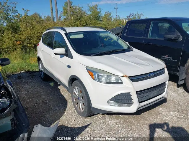 1FMCU9G98FUC70231 — 2015 Ford Escape SE, Vandalized, фото до ремонта