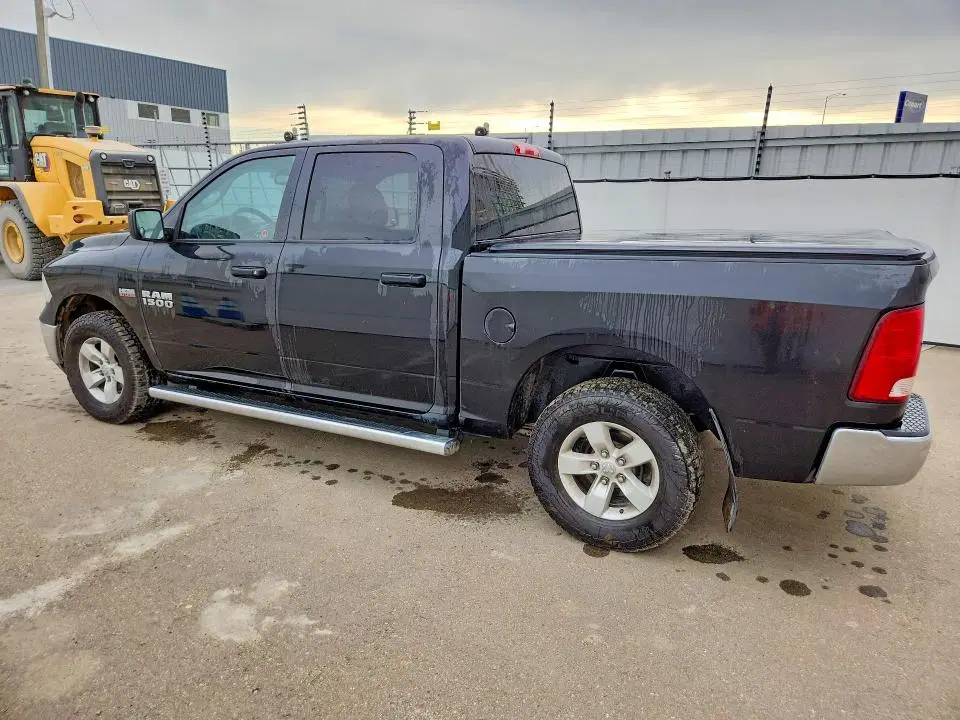 2017 RAM 1500 VIN 3C6RR7KT5HG792772 фото 2