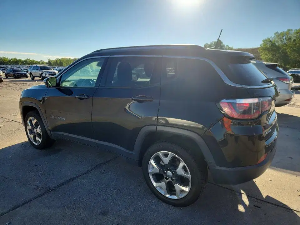 2018 Jeep Compass VIN 3C4NJDCBXJT340610 фото 2