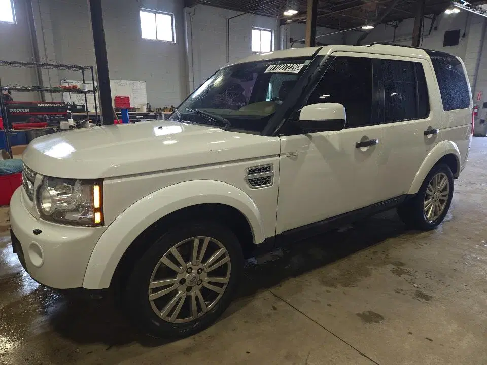 SALAG2D47CA631280 — 2012 Land Rover LR4, MINOR DENT/SCRATCHES, фото до ремонта
