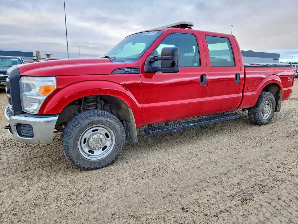 1FT7W2B67FEB65582 — 2015 Ford F250, SIDE, фото до ремонта