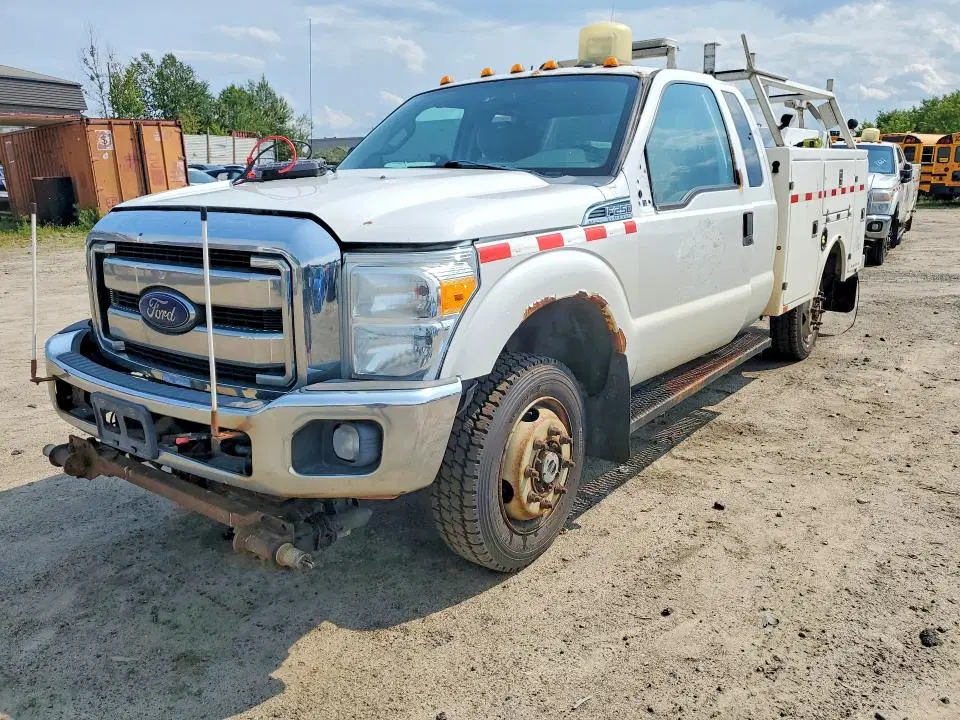 1FT7X2B61FEA19546 — 2015 Ford F250, NORMAL WEAR, фото до ремонта