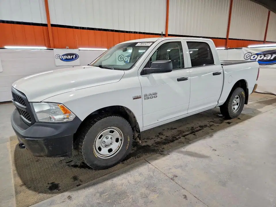 1C6RR7KT4JS303096 — 2018 RAM 1500, NORMAL WEAR, фото до ремонта