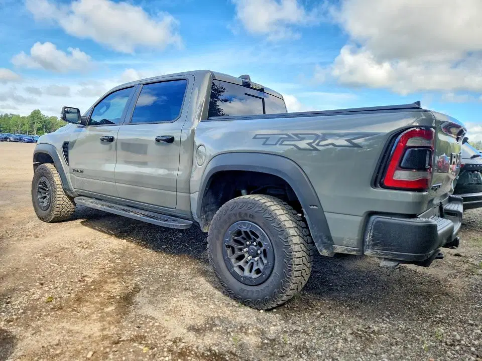 2023 RAM 1500 VIN 1C6SRFU99PN648872 фото 2