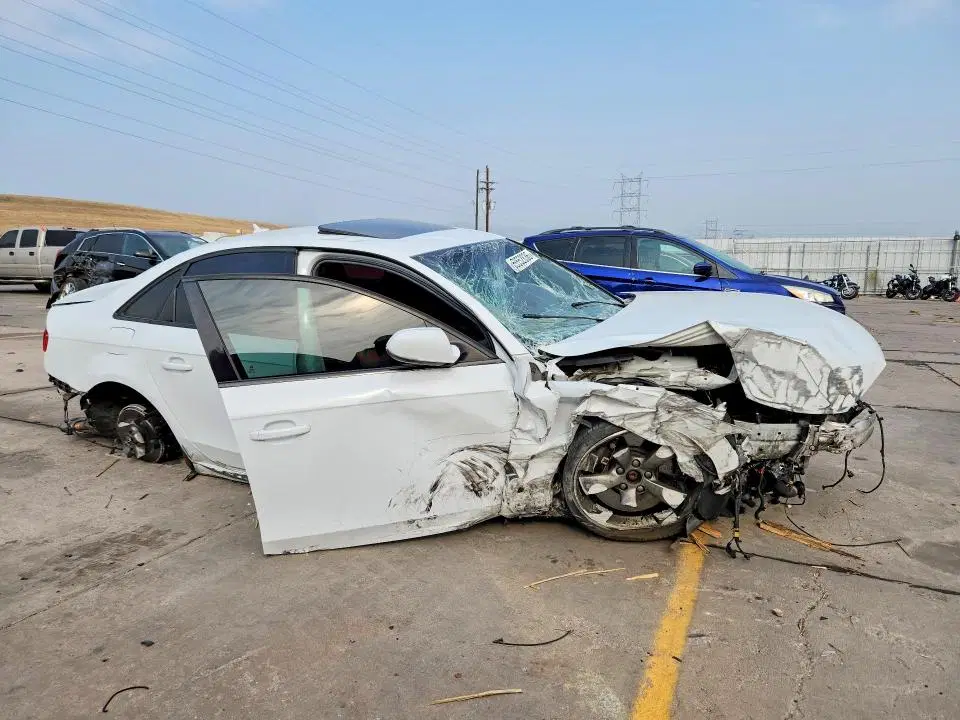 2014 Audi S4 VIN WAUKGAFLXEA054805 фото 4