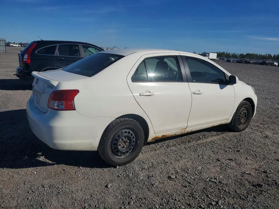 2010 TOYOTA YARIS VIN JTDBT4K31A1387541 фото 3