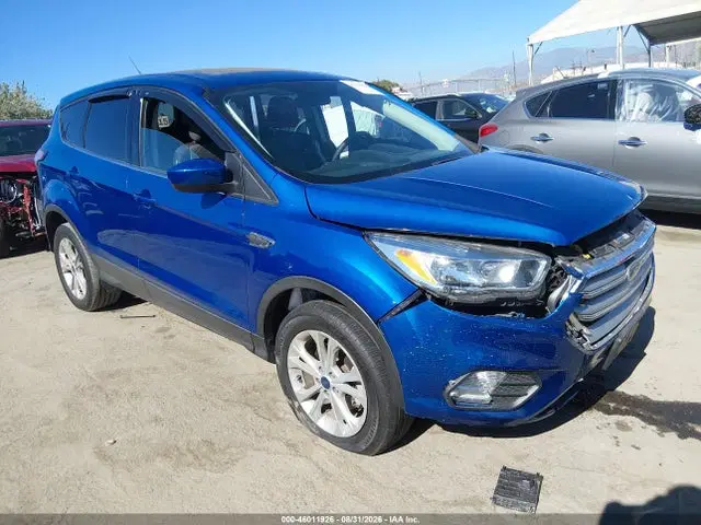 1FMCU0GD1HUE02314 — 2017 Ford Escape SE, Left Side, фото до ремонта