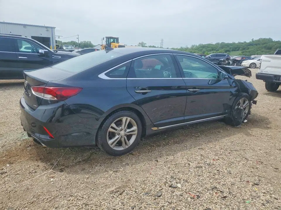 2018 HYUNDAI SONATA VIN 5NPE34AF2JH727703 фото 3