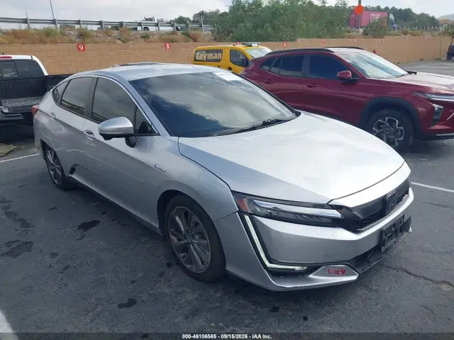 JHMZC5F36MC000343 — 2021 Honda Clarity Plug-in Hybrid Touring, Left Side, фото до ремонта