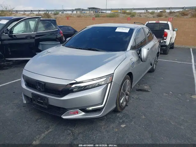 2021 Honda Clarity Plug-in Hybrid Touring VIN JHMZC5F36MC000343 фото 2