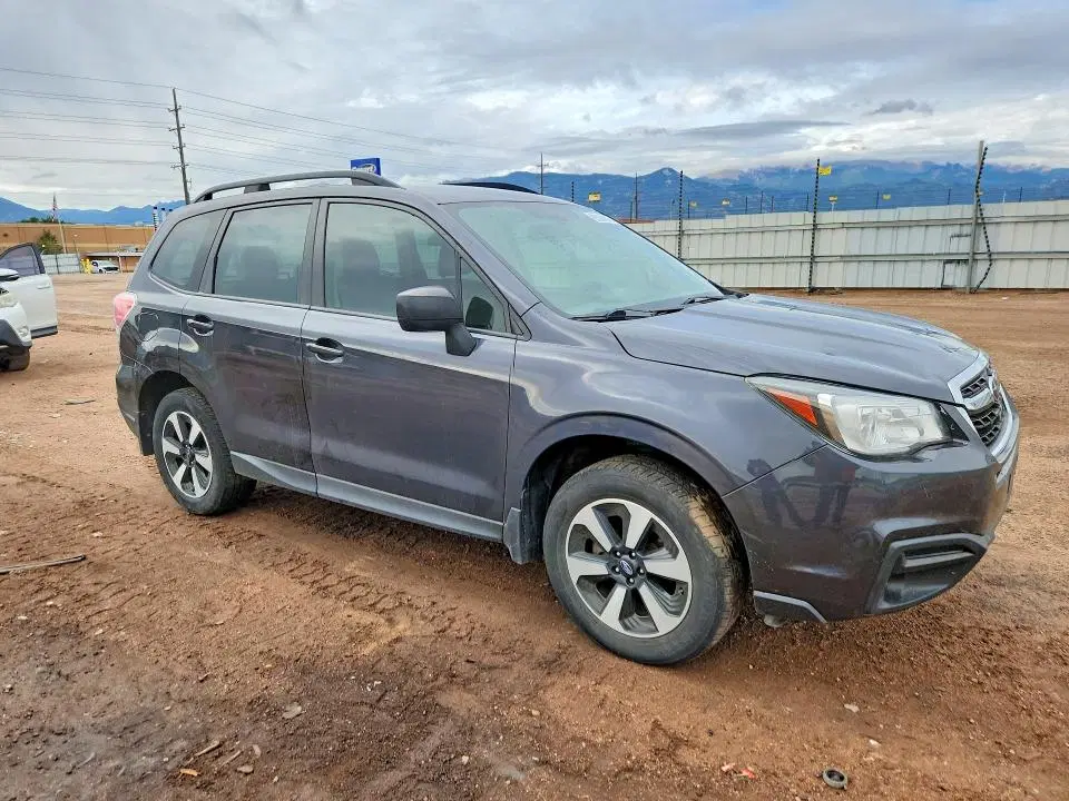 2018 SUBARU FORESTER VIN JF2SJABC7JH596182 фото 4