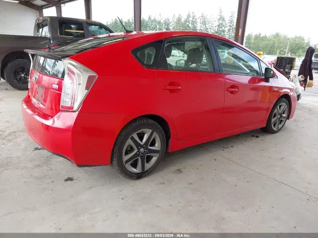 2015 Toyota Prius Persona Series Special Edition VIN JTDKN3DU3F0399228 фото 4