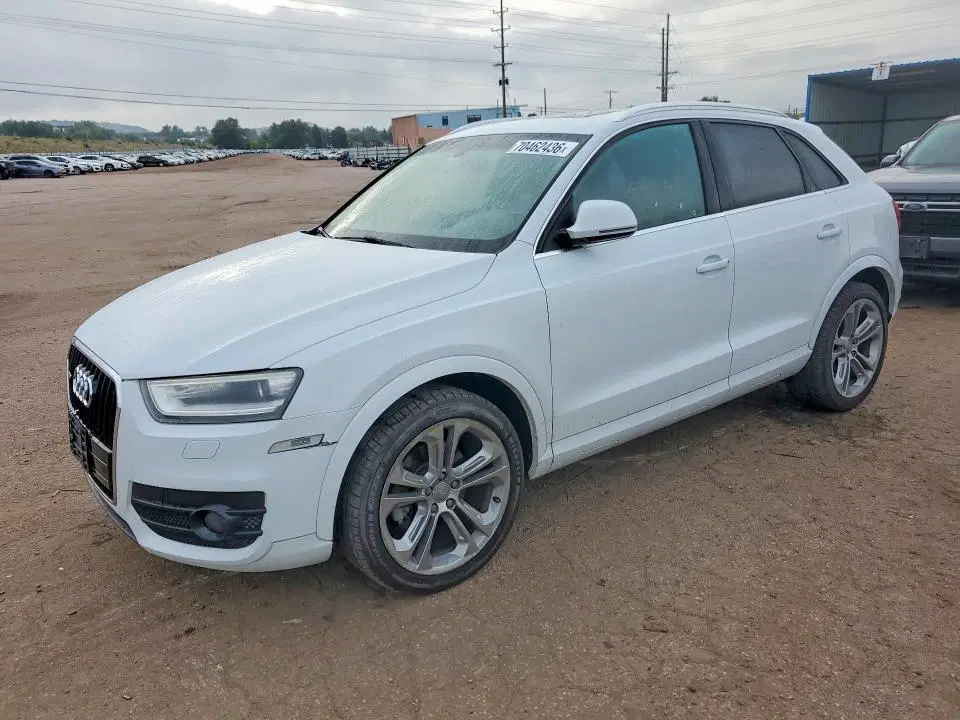 WA1EFCFS3FR010342 — 2015 Audi Q3, Мелкие вмятины и царапины, фото до ремонта