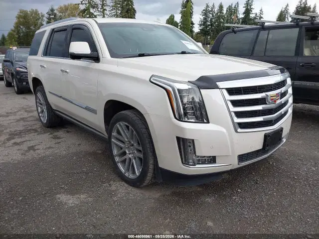 1GYS4NKJ2FR729325 — 2015 Cadillac Escalade Premium, Left Front, фото до ремонта