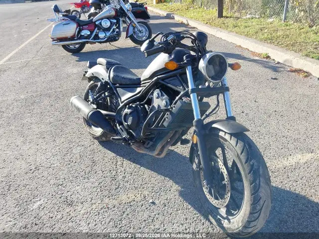 MLHPC5665K5200373 — 2019 Honda CMX500 A, Front, фото до ремонта