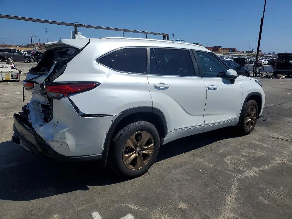 2023 Toyota Highlander VIN 5TDABRCH4PS566383 фото 3