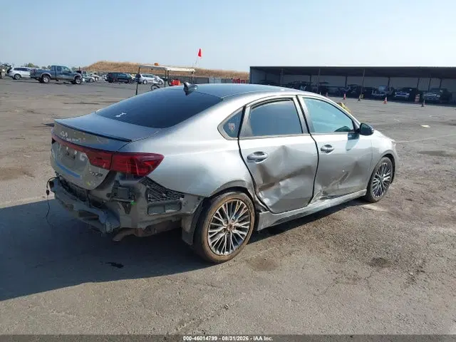 2022 KIA Forte Gt-line VIN 3KPF54AD3NE432925 фото 4